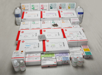 Automated Immunoassay Analyzers (AIA)