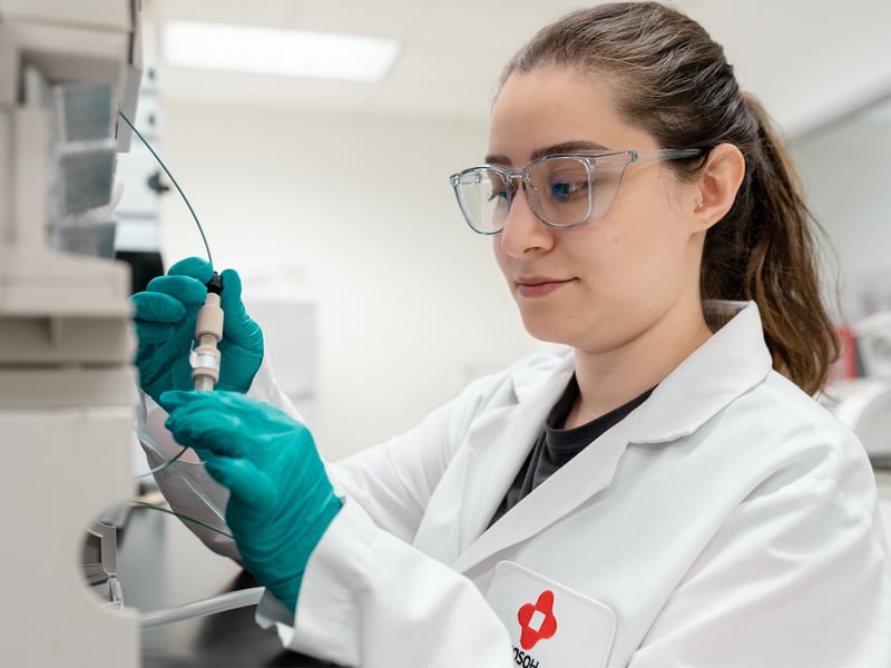 SEP Photo Lab Scientist HPLC 08902